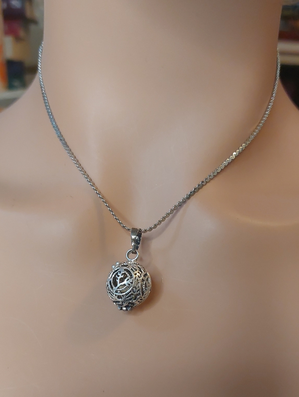 💚3/$25 Silver Filigree Cage Style Orb Pendant Short 15" Necklace Choker